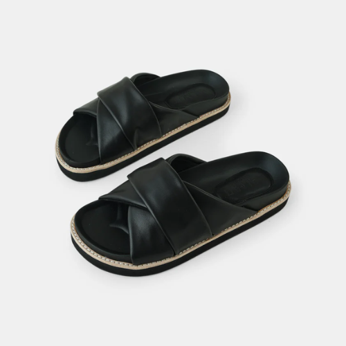 Walnut / Petra Slide Black